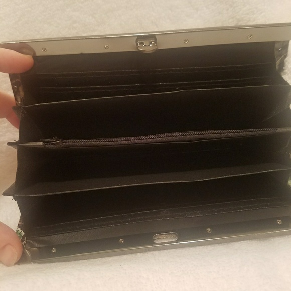 Wallet - Picture 2 of 2